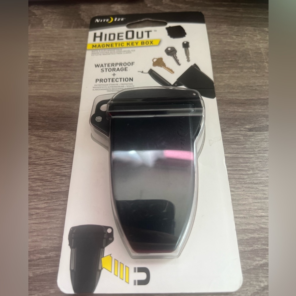 New Magnetic Key Box Nite Ize HIdeOut XL Waterproof Storage Protection Keys Cars